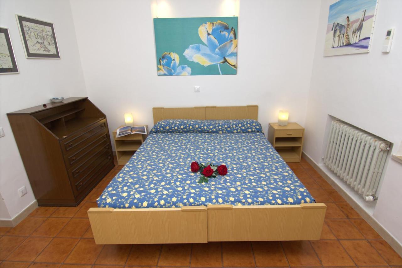 Casa Vacanze Gigli Numana Exterior foto