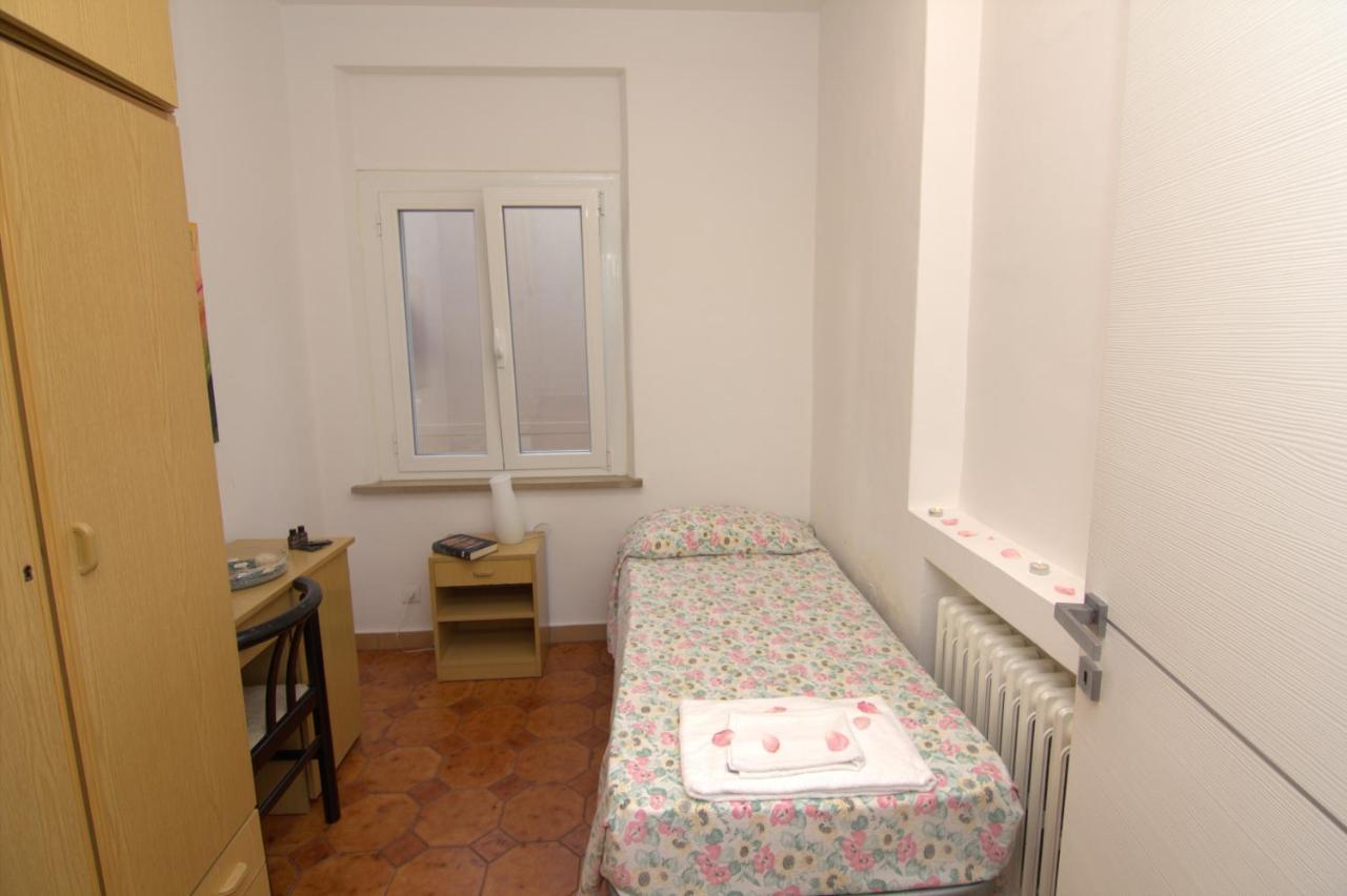 Casa Vacanze Gigli Numana Exterior foto